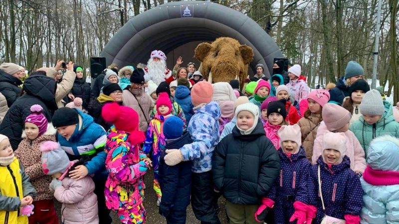 В парке «Городок» провели мероприятие «Открытие зимнего сезона»