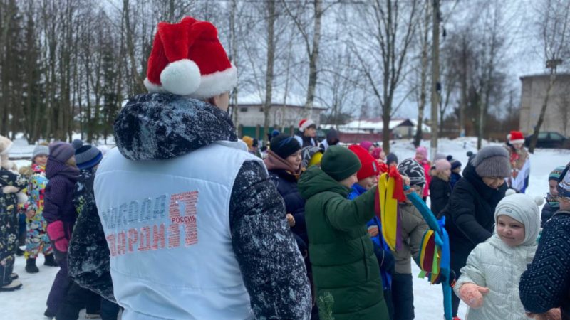 В Сытьково прошла новогодняя анимация для детей