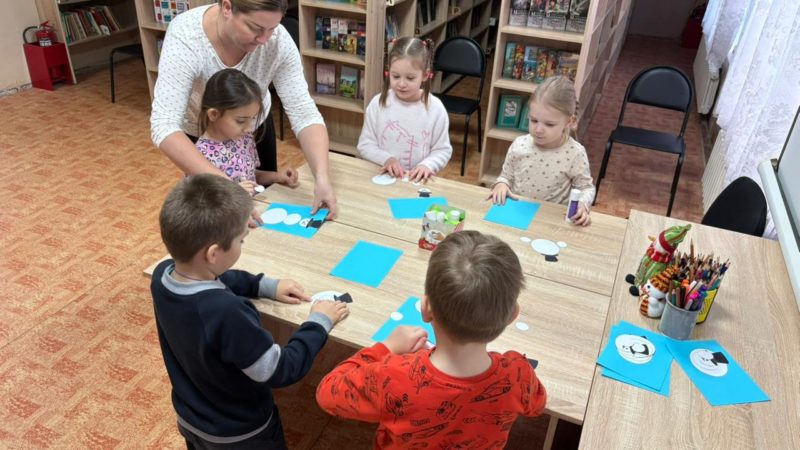 В Никольской библиотеке отметили День снеговика