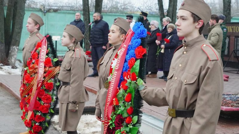 Тучковцы отметили 83-ю годовщину освобождения поселка