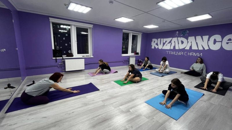 Хатха-йогой занимались в филиале Молодежки