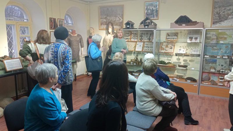 В Рузском музее прошла экскурсия для пенсионеров из Власихи и Чехова