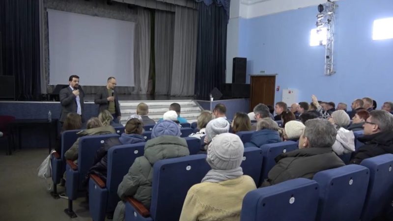 Встреча главы Рузского округа с жителями Колюбакино посвящалась ремонту моста в деревне Поречье