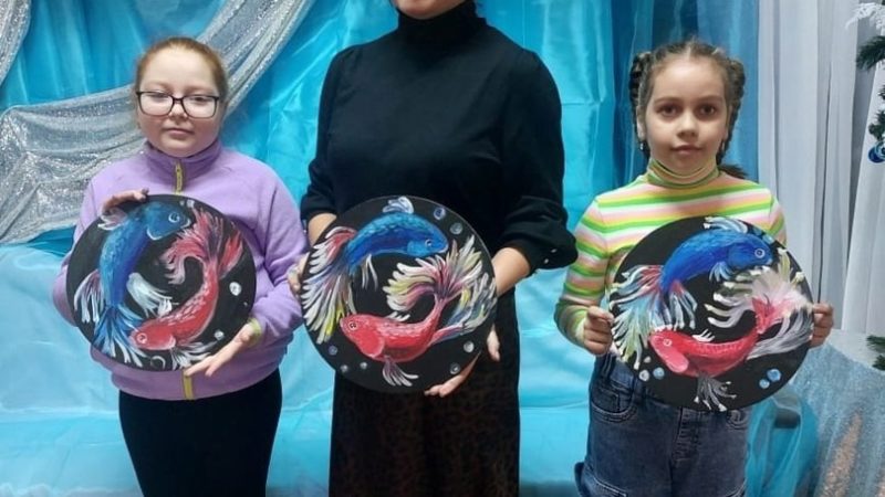 В Дорохово прошел мастер-класс «Сиамские петушки»