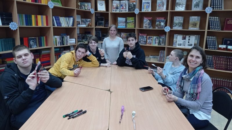 В Тучковской библиотеке прошёл мастер-класс «Символ года»  