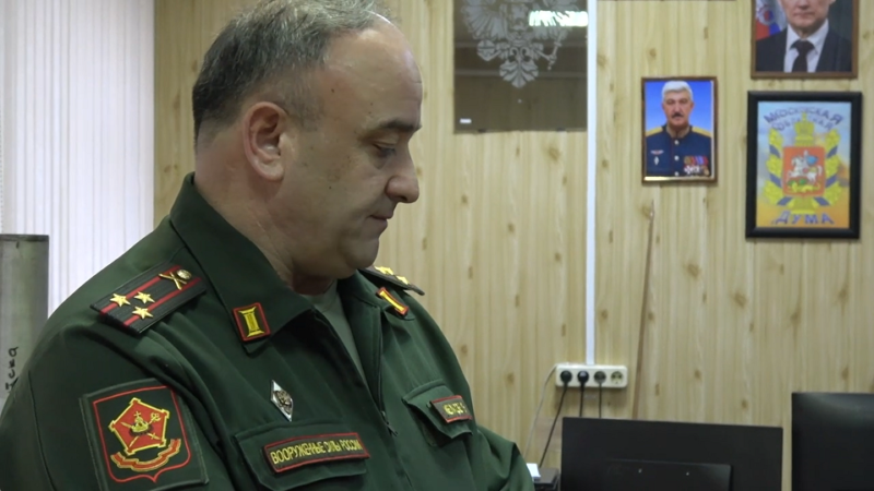 Семьям бойцов, погибших во время выполнения специальной военной операции, вручили государственные награды.