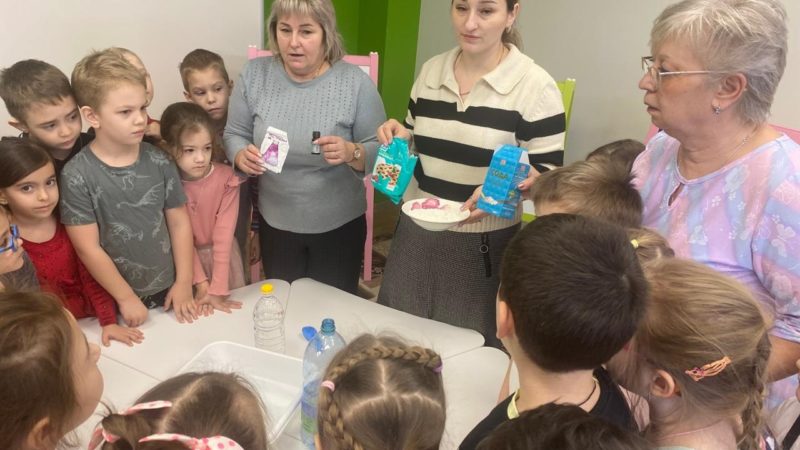 Рузским дошколятам показали опыты с солью