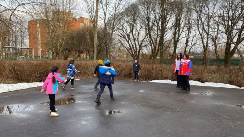 Космодемьянские школьники участвовали в игровой программе «Выходи играть во двор»