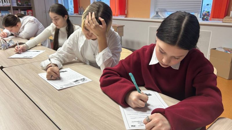 Тучковкие школьники участвовали в акции «Письмо солдату»