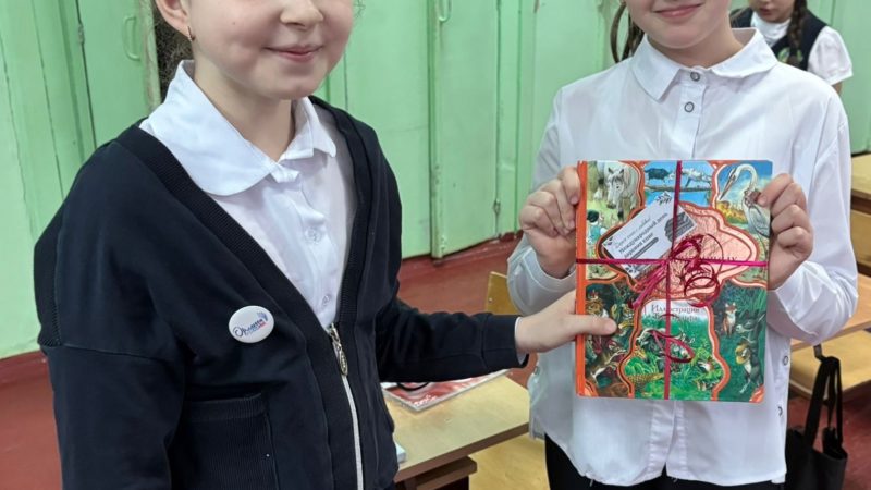 Беляногорские школьники участвовали в акции «Книжный друг»