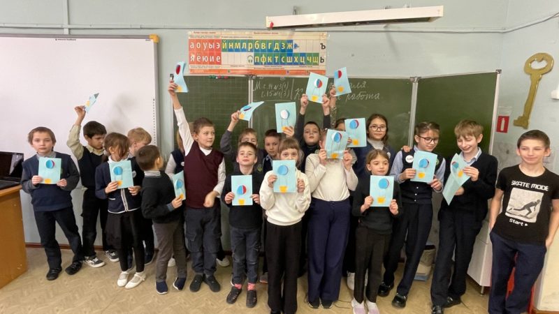 В лидинской творческой мастерской подготовились ко Дню защитника Отечества