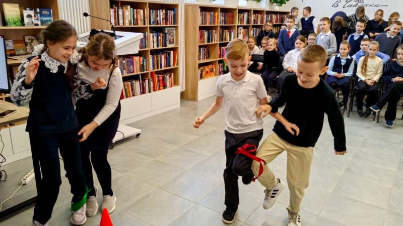 Для юных ружан провели программу «Как на масляной неделе»