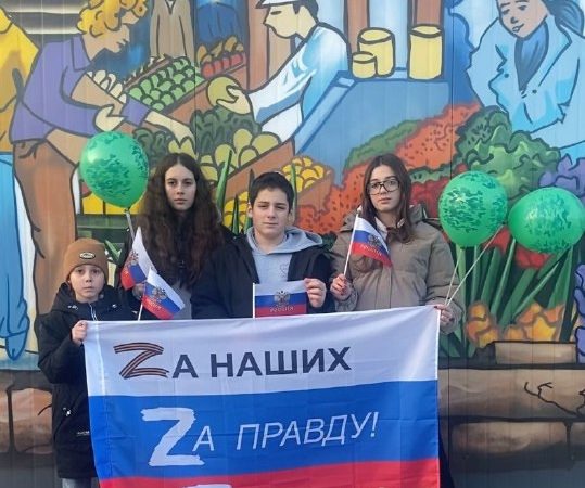 Златоустовская библиотека провела акцию «Поздравь защитника»