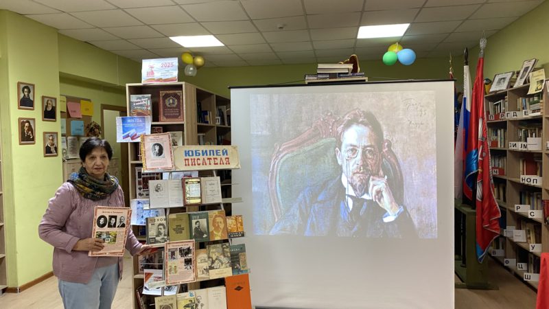 В Брикетской библиотеке читали Чехова