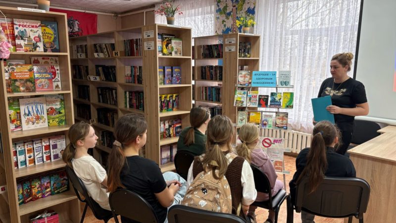 В Никольском прошла выставка-обзор «Будущее – за здоровым поколением!»