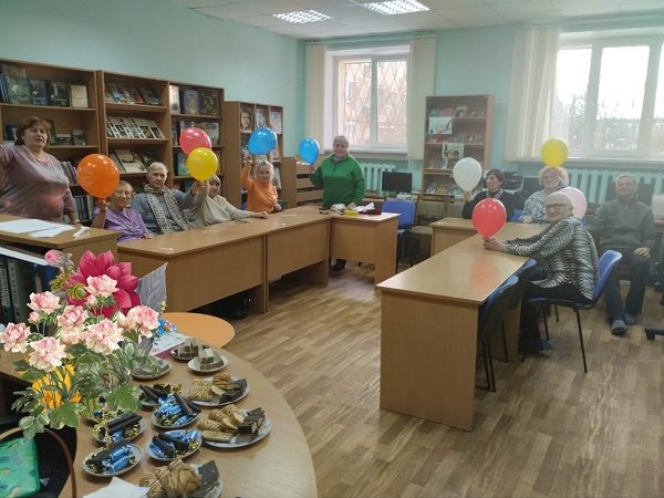В Рузской библиотеке состоялась праздничная программа «Ах, какие женщины!»