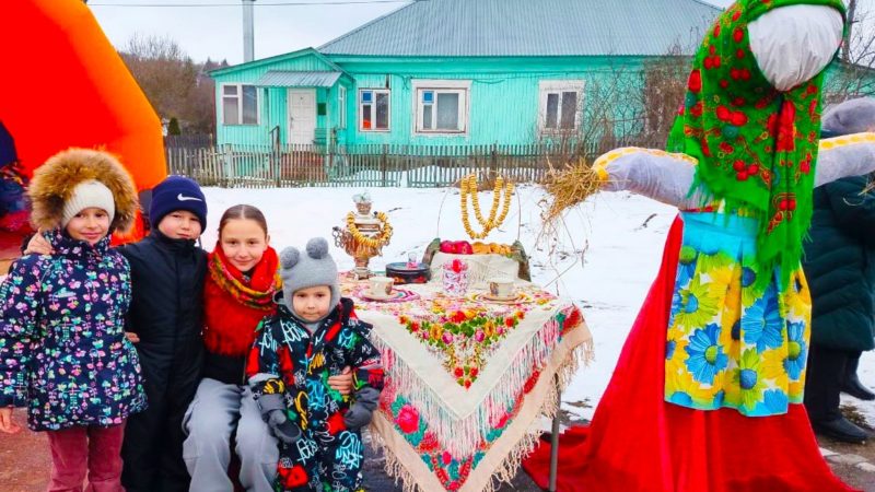 В Горбово прошли праздничные гулянья