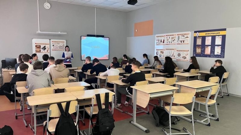 В тучковских школах рассказали о деятельности клуба «Твори добро»