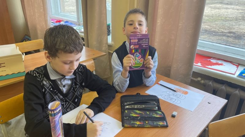 В Лидино отметили День цветных карандашей