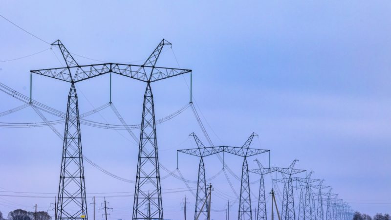 Филиал ПАО «Россети» заменит более 100 км грозотроса на линиях электропередачи в Подмосковье