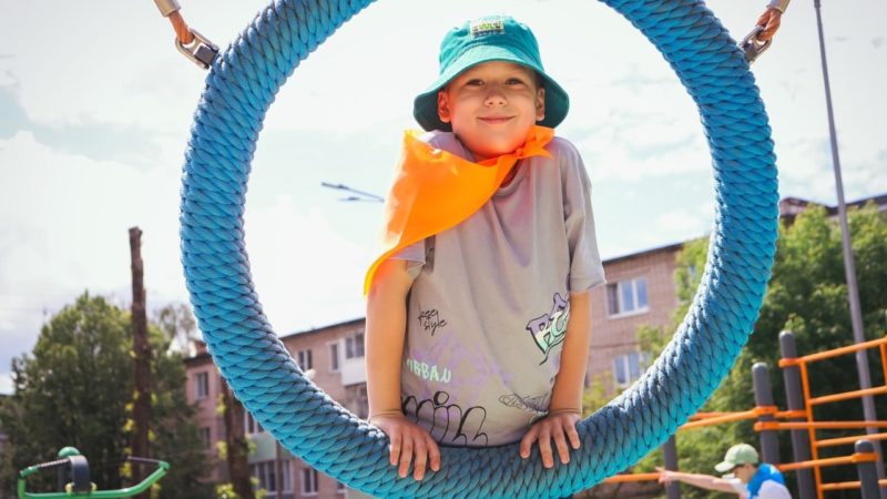 Ружан информируют: записать детей на смены клуба «Каникулы в Молодежке» можно уже сейчас