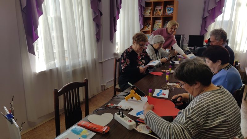 Колюбакинцы отметили 11-летие воссоединения Крыма с Россией тематическими поделками  