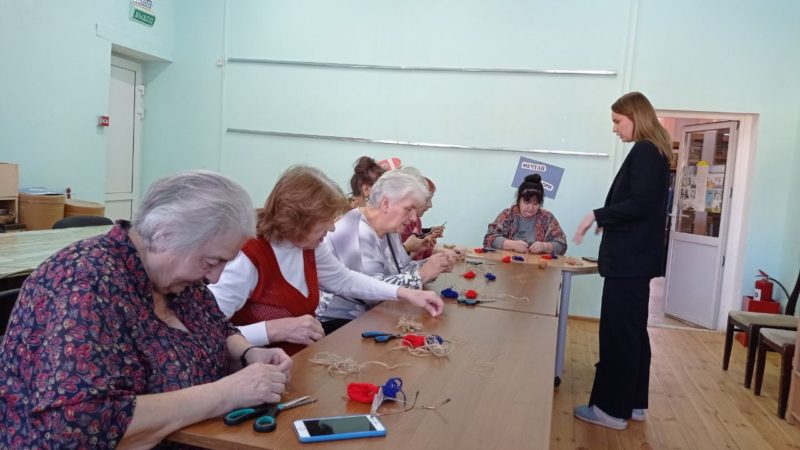 В Тучковской библиотеке прошёл мастер-класс «В преддверии весны»