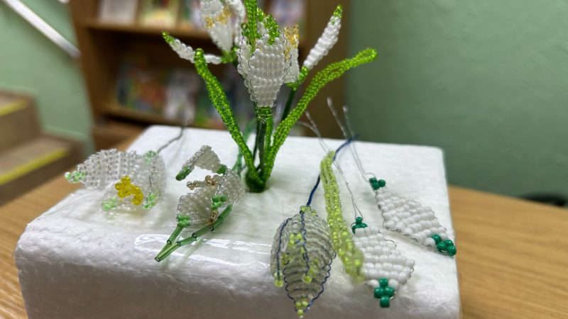 В тучковской студии «Волшебный бисер» прошло занятие с весенним настроением   