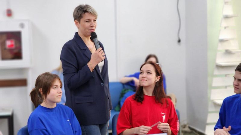 Надежда Квасова провела космический квиз