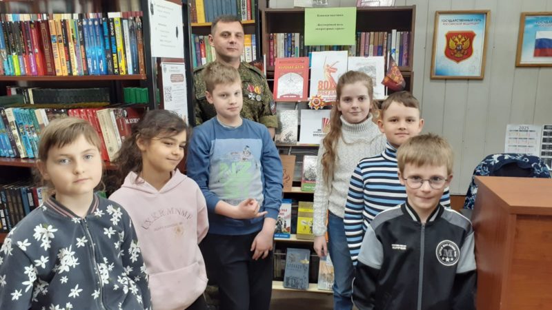 С юными сытьковчанами поговорили о важности патриотизма и единства