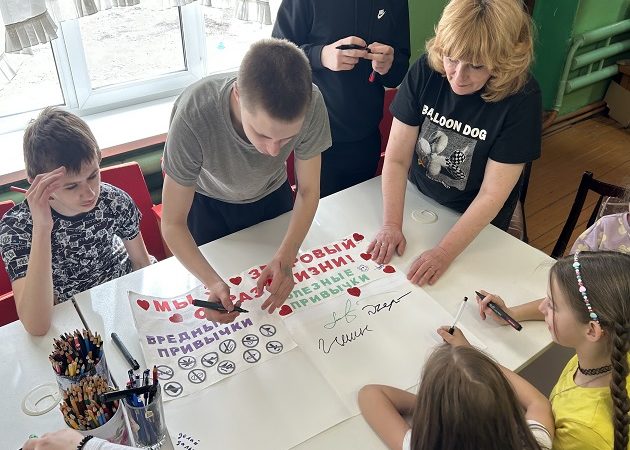 В Старониколаевской библиотеке провели здоровые игры и эстафеты