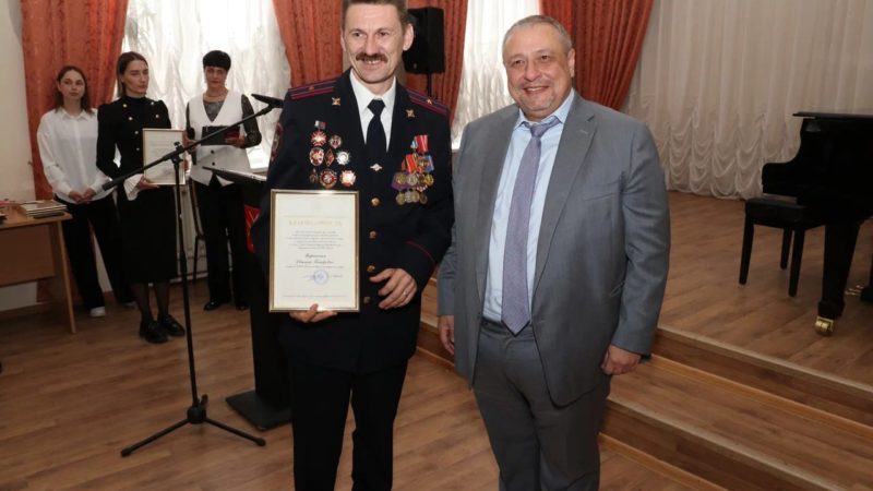 В Рузе прошла торжественная церемония, посвящённая Дню ветеранов МВД России