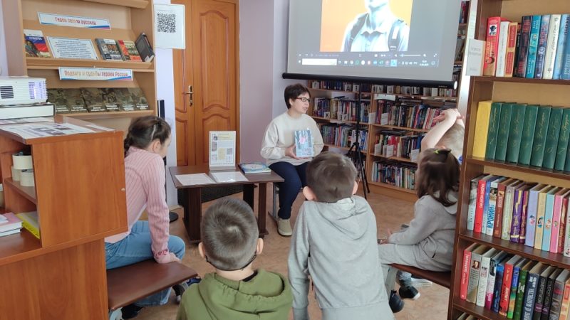 Колюбакинским школьникам прочитали рассказы автора-современника