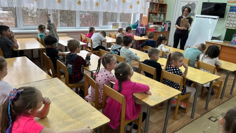 Юным тучковцам рассказали о Дне детской книги