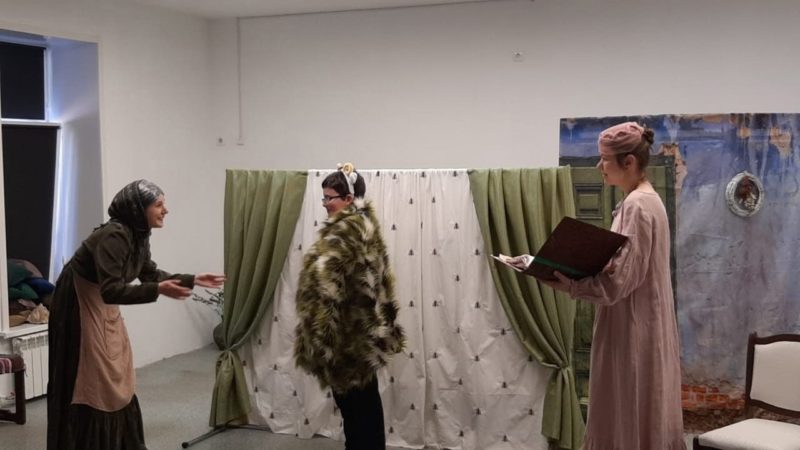 Театр-студия «Небосвод» представила спектакль «Сказки Ба»