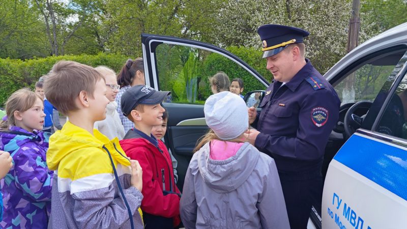 Покровскую школу накануне каникул посетил госавтоинспектор