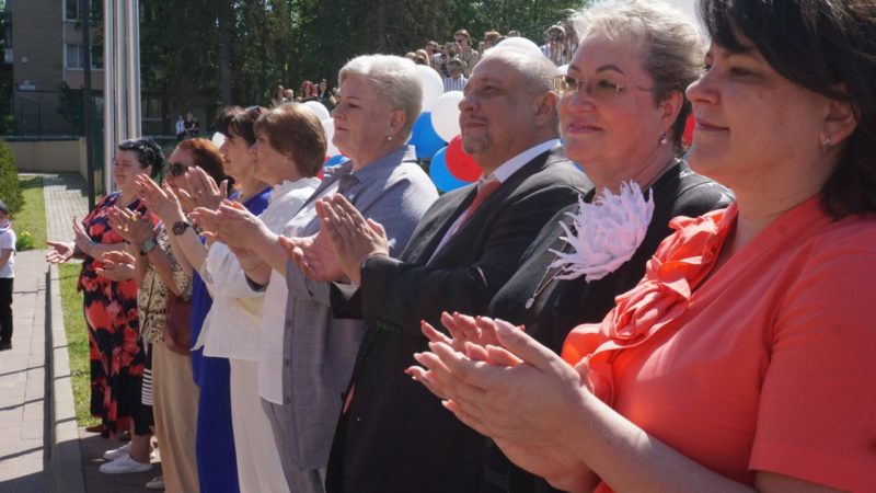 Глава Рузского округа посетил последний звонок в Тучковской школе №1