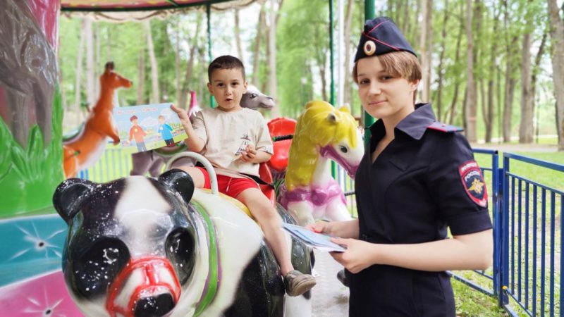 Сотрудники Госавтоинспекции Рузского округа проводят мероприятие «Внимание – дети!»