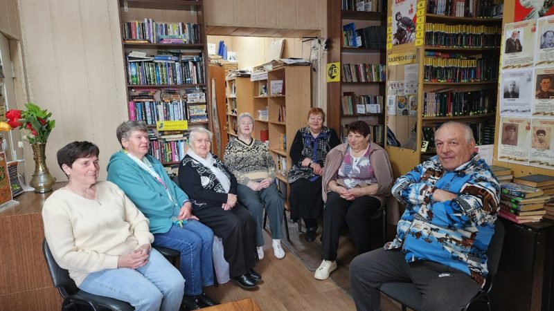 В Дороховской библиотеке вспоминали поэта Евгения Долматовского