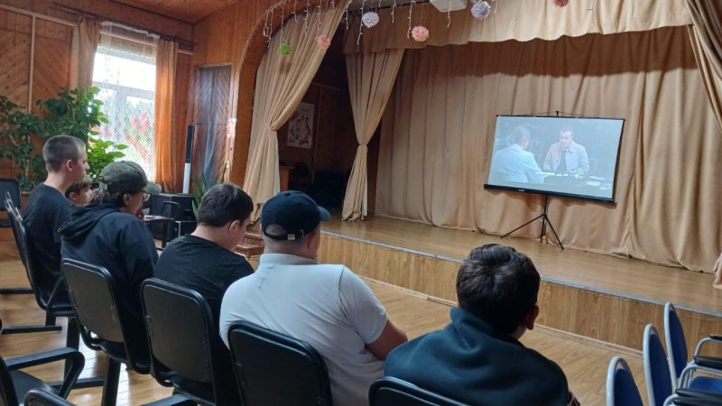 С юными орешковцами провели профилактическую беседу