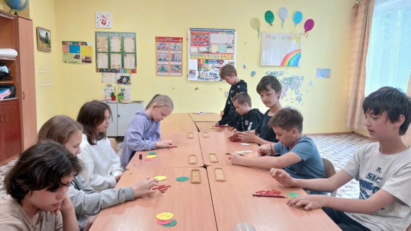 Юные орешковцы отгадывали героев сказок