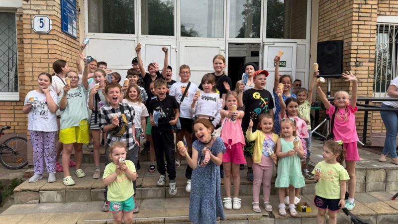 Нововолковские ребята путешествовали по книжной стране