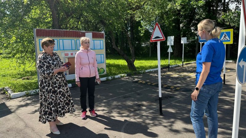 Партийцы провели мониторинг в Рузской средней школе