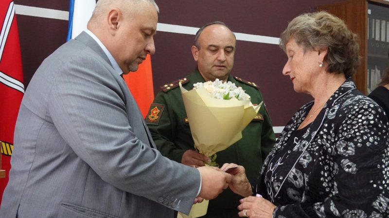 Матерям погибших героев специальной военной операции из Рузского округа передали государственные награды  