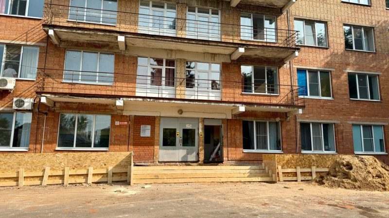 В стационаре Рузы ремонтируют входную зону