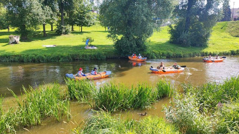Рузские добровольцы очистили от мусора прибрежную зону реки Нары