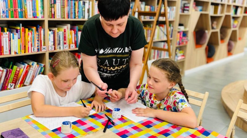 Юные ружане создавали красоту перьевыми ручками