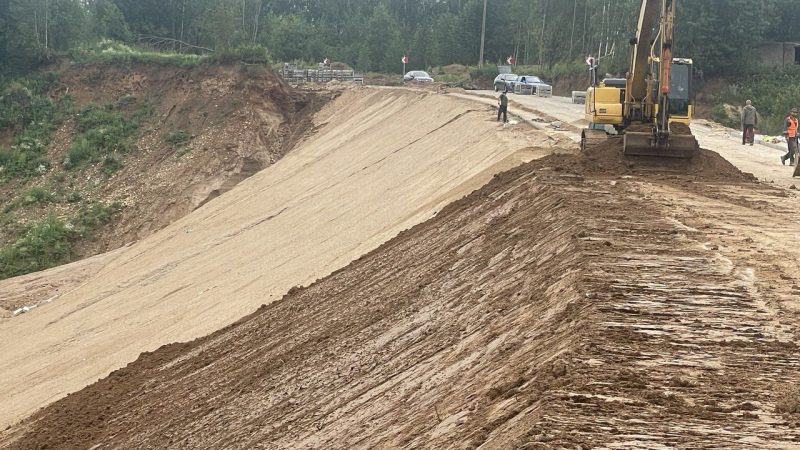 В Тучково продолжается капитальный ремонт объездной дороги