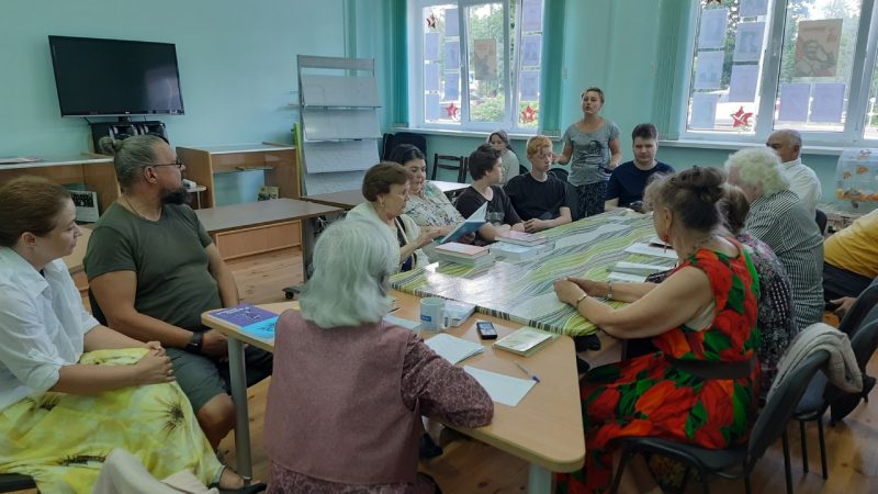 В Тучковской библиотеке прошла встреча с талантливой семьёй