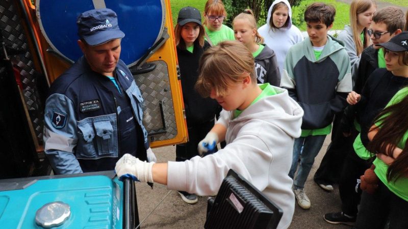 В гости к ребятам из лагеря «Алмаз» приехали специалисты Мособлгаза